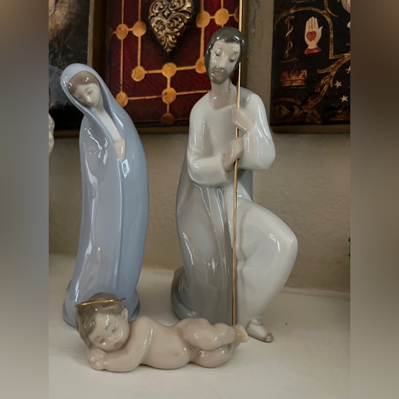 Lladro Other - Llardo Holy‎ Family Nativity St Joseph Madonna Baby Jesus Nativity 3 Pc Set